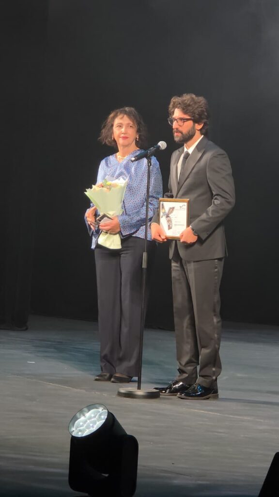 Jury Chairperson Nada Azhari Gillon with Ebrahim Amini, winner of the NETPAC Award